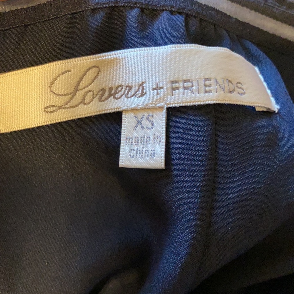 Lovers + friends floral slit dress! Size XS perfect for Easter! - Picture 3 of 4